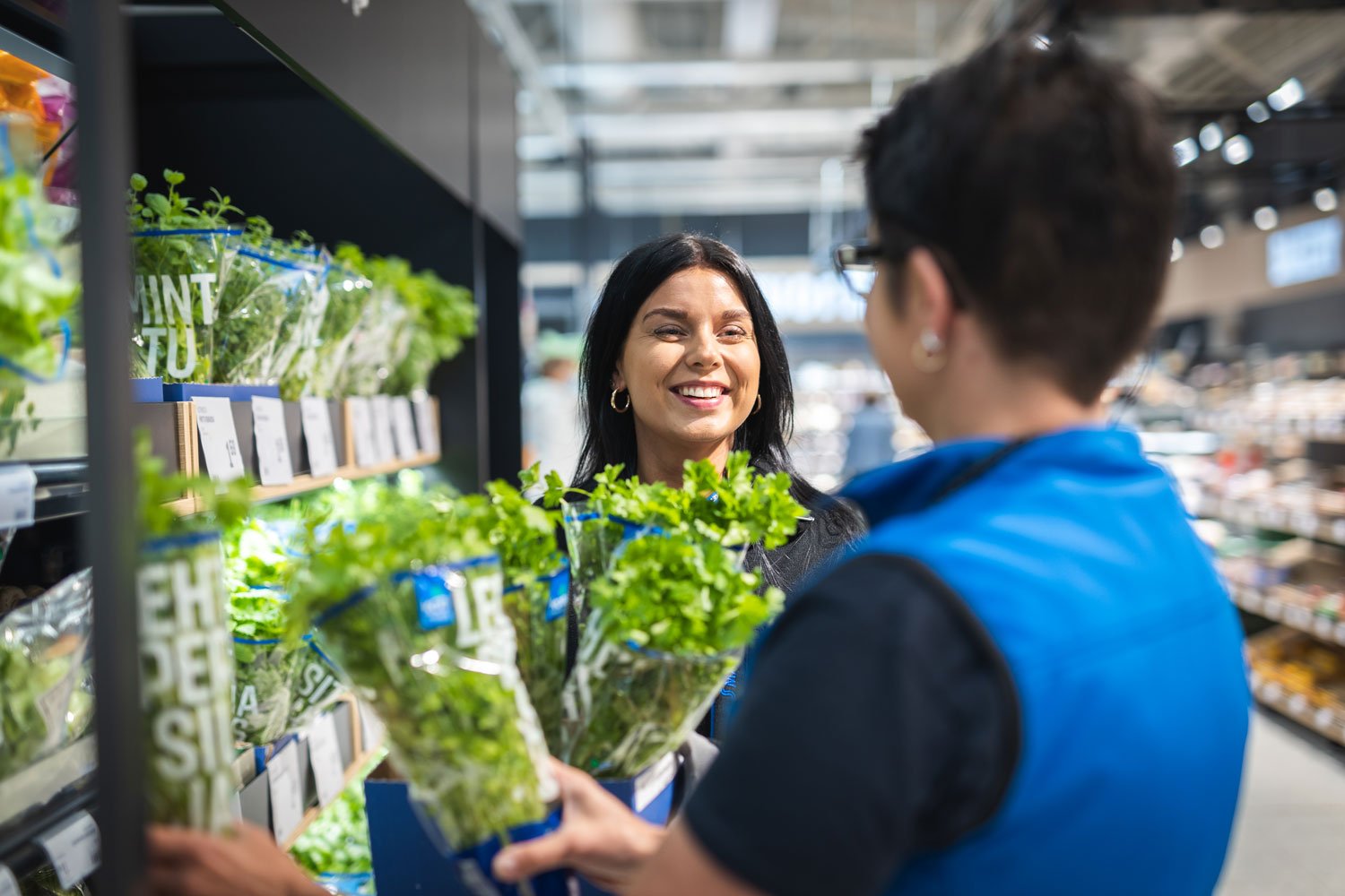 Osuuskauppa Hämeenmaan S-markettien miljööt uudistuivat