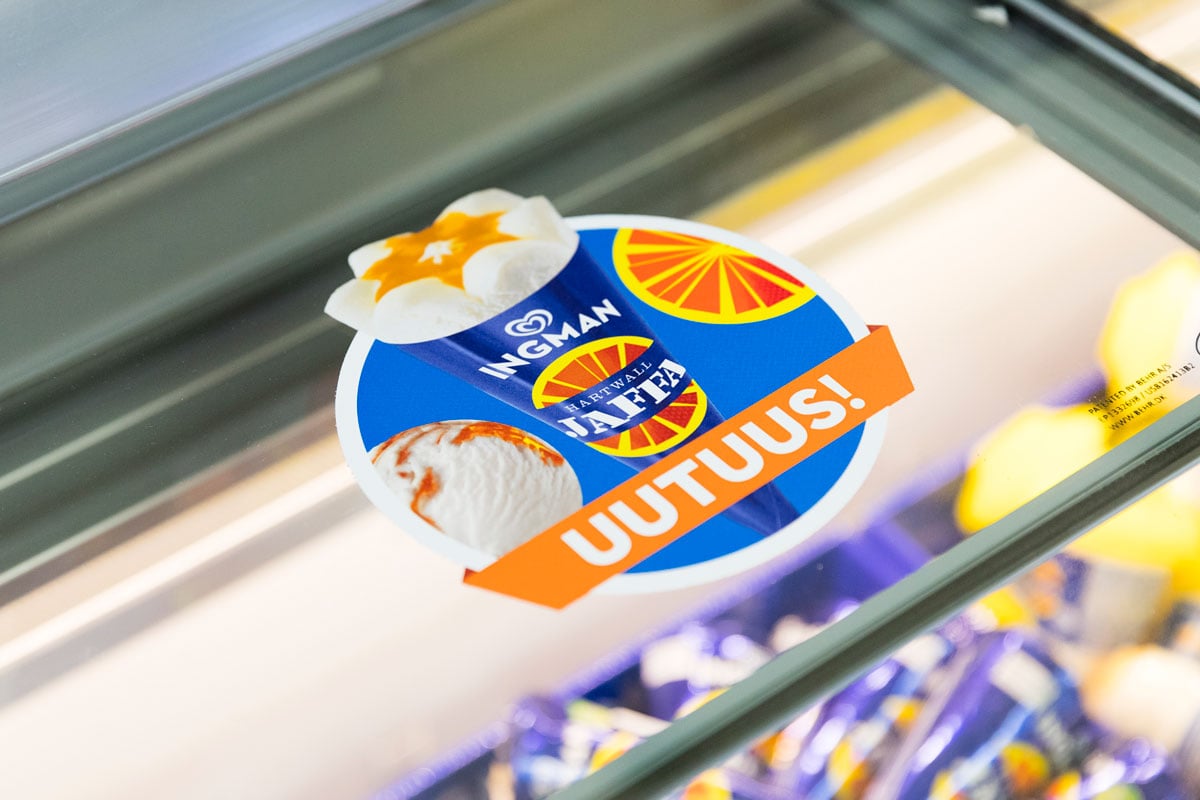Jaffa -jäätelön ja Ingmanin värit huomioitiin mainonnassa.