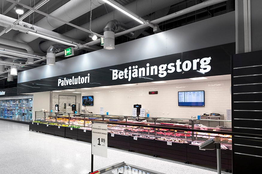 S-market Näsin palvelutorin ilme uudistui.