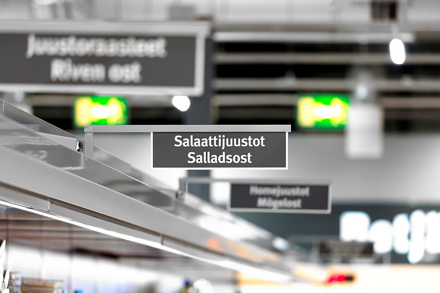 S-market Näsin harmaat elementit ovat modernit ja selkeät.