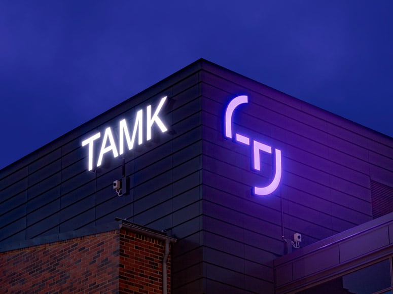 Irtokirjainvalomainokset TAMK