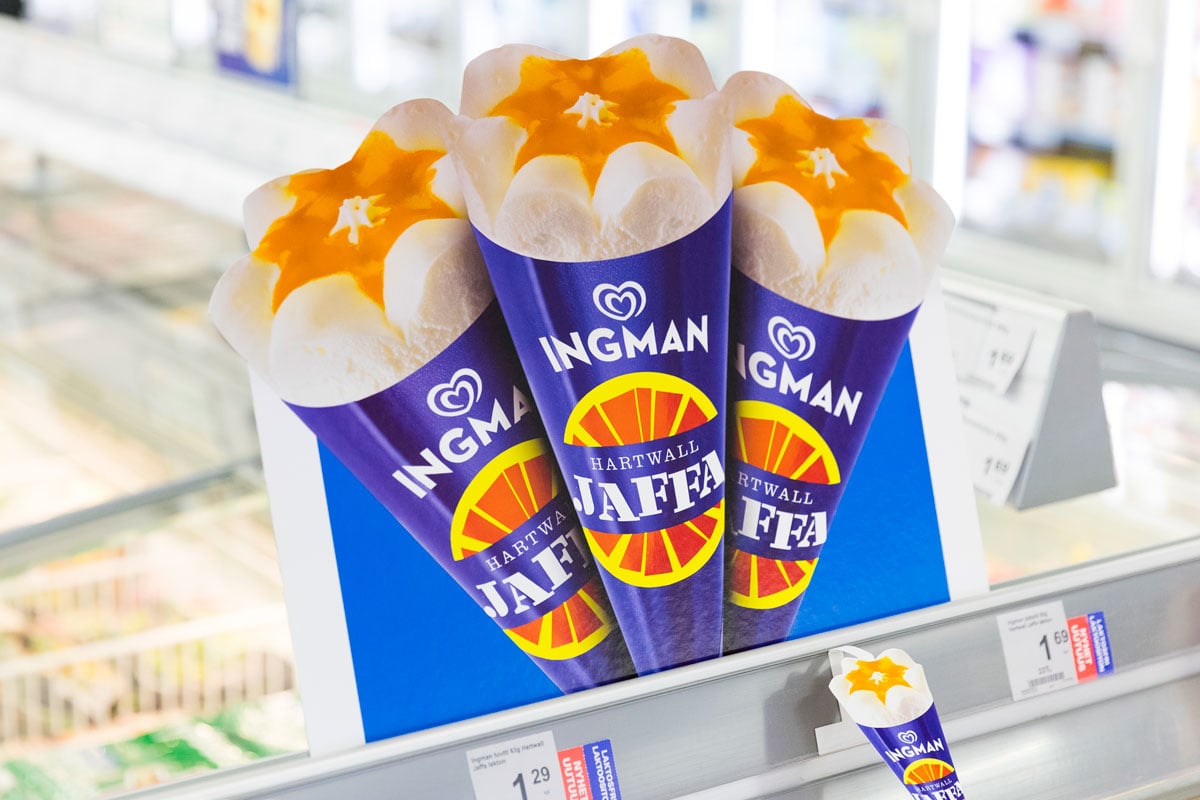 Ingman Hartwall Jaffa -jäätelöt olivat hienosti näkyvillä mainonnassa.